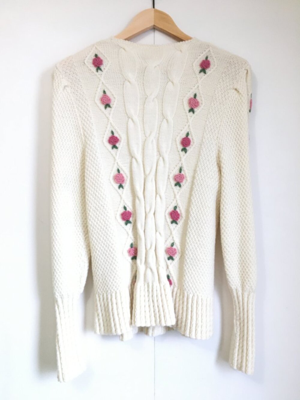 Vintage Hand-Knit 3D Rose Cardigan Sweater Cream Cottagecore Mori Kei - Picture 4 of 16